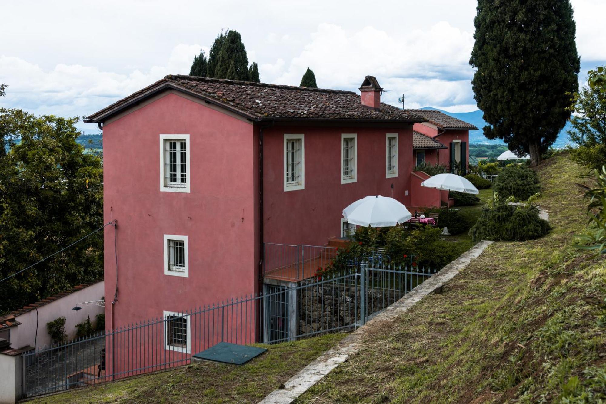 Residence Collecchio Pescia Bagian luar foto